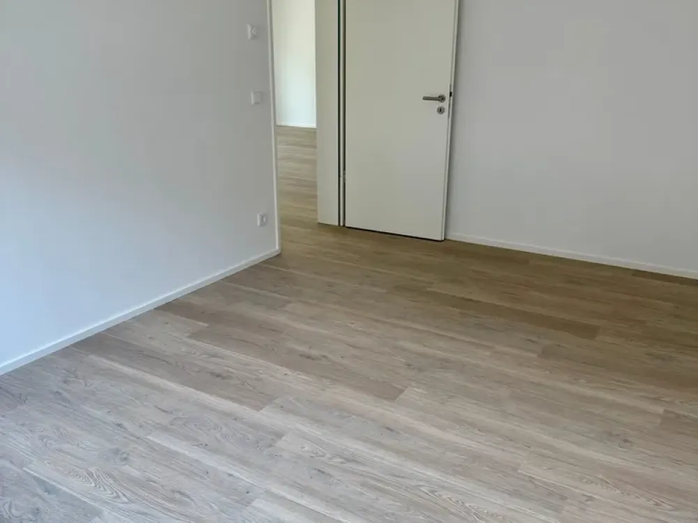 Erstbezug Neubau: 3-Zimmer mit Balkon in den Elbvororten, 87,5 m², 1. OG