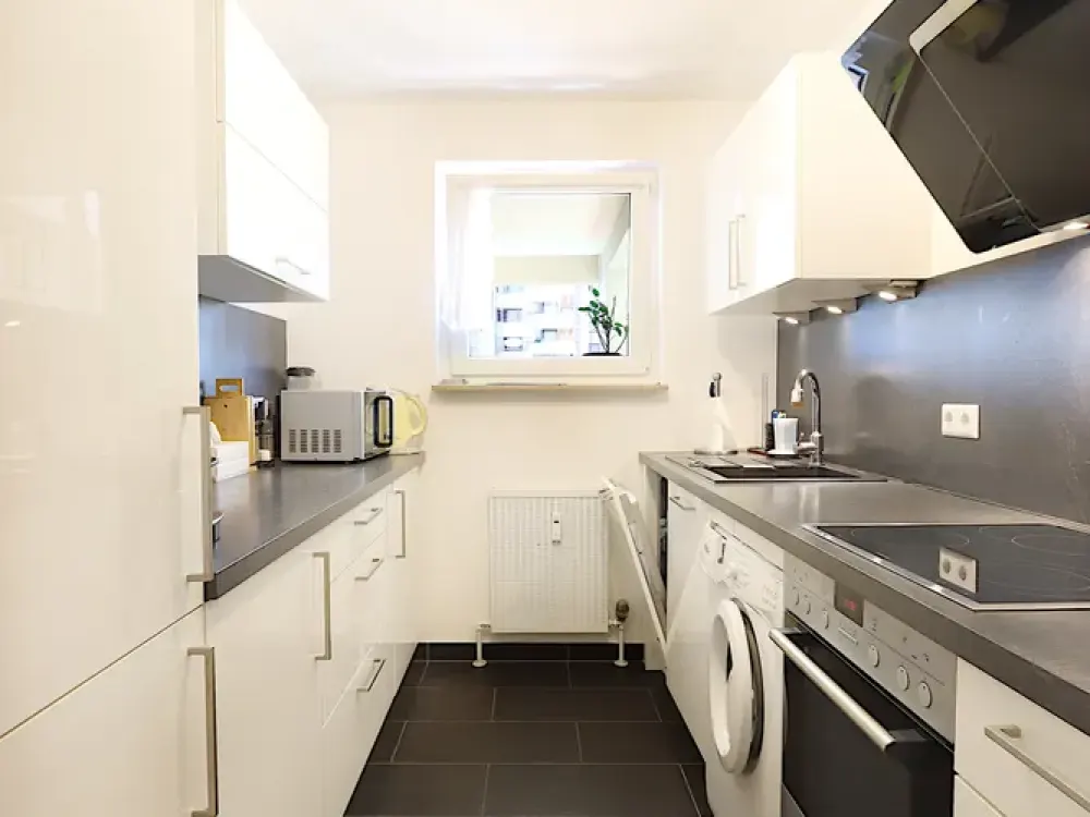 Attraktive 2-Zimmer-Wohnung mit Balkon, Aufzug & TG-Stellplatz in Ludwigsbur-Neckarweihingen