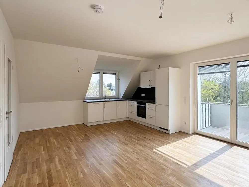 Erstbezug nach Kernsanierung: Gemütliche 3-Zimmer-DG-Wohnung in München-Trudering - WE 7