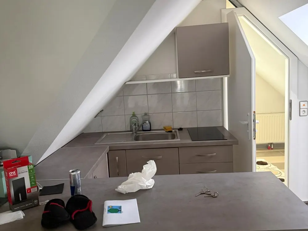 30 m² in Stuttgart-Wangen, 1-Zimmer-Wohnung nur für Frauen.