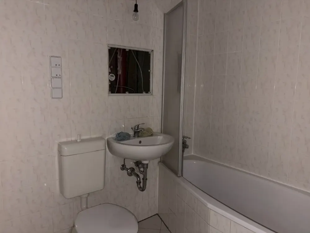 Helle Wohnung in Hohenschönhausen freut sich auf neue Mieter!