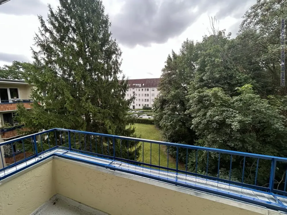 Erstbezug einer sanierten 2-Zimmer-Wohnung in Steglitz