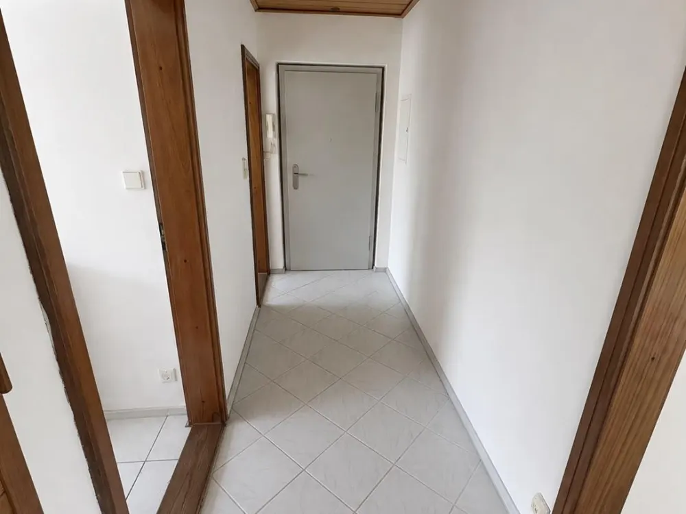 2-Zimmer-Wohnung mit Balkon & Einbauküche