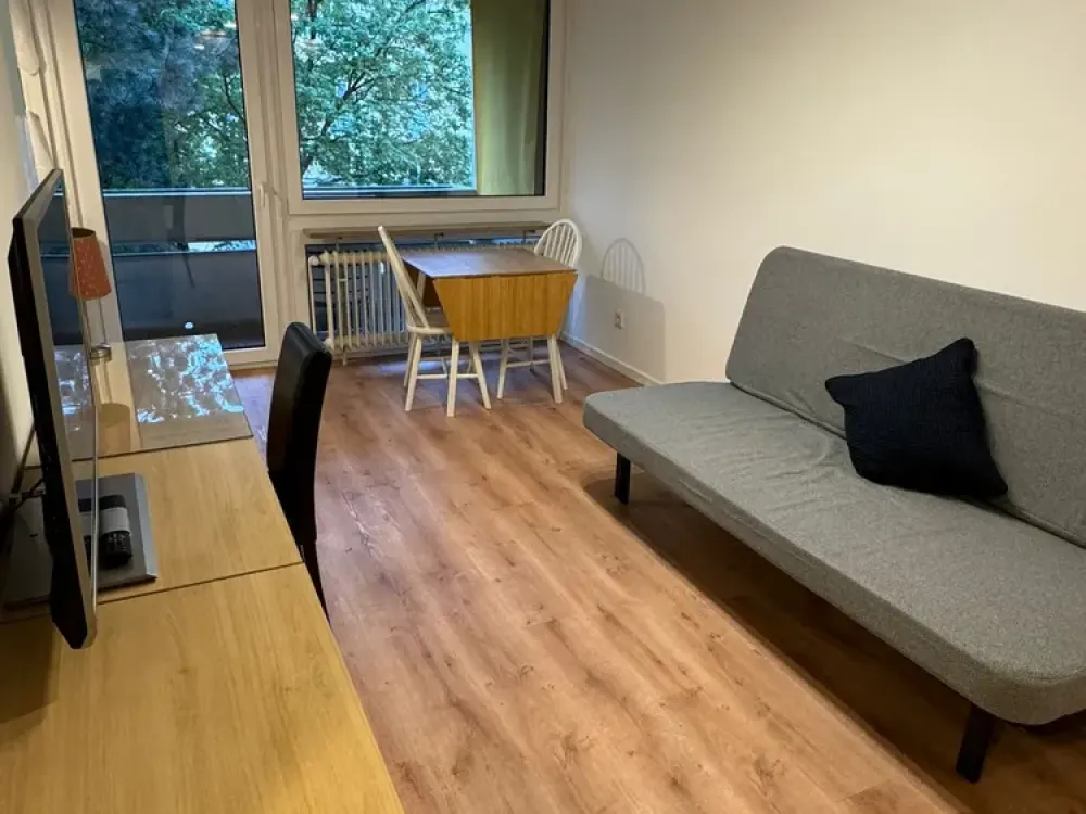 Vollmöblierte und schöne 1-Zimmer-Wohnung zu vermieten