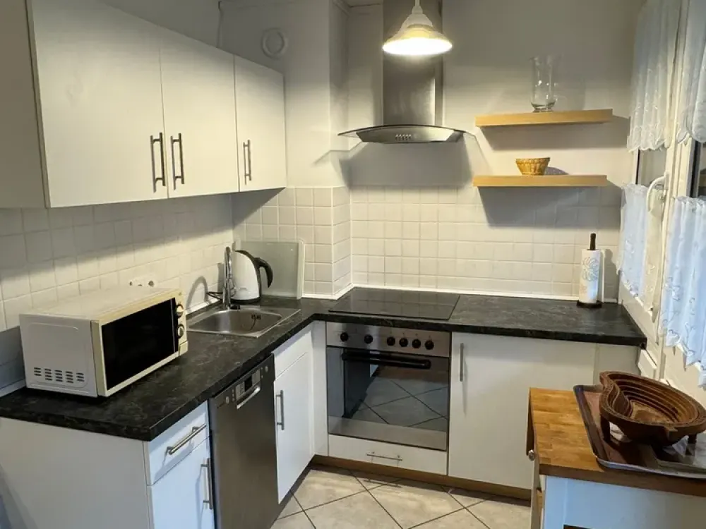 Vollmöblierte und schöne 1-Zimmer-Wohnung zu vermieten
