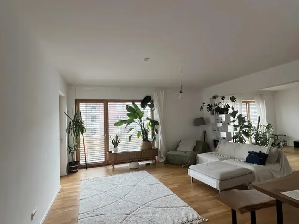 Modernes Neubau-Apartment mit großzügigem Balkon / Berlin-Stralau