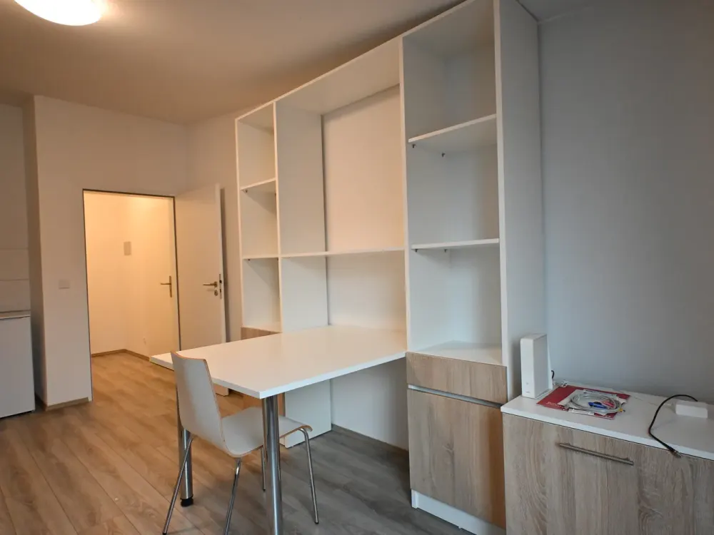 DIREKTE UNI-NÄHE! Renoviertes Appartement in Bochum-Querenburg mit EBK!