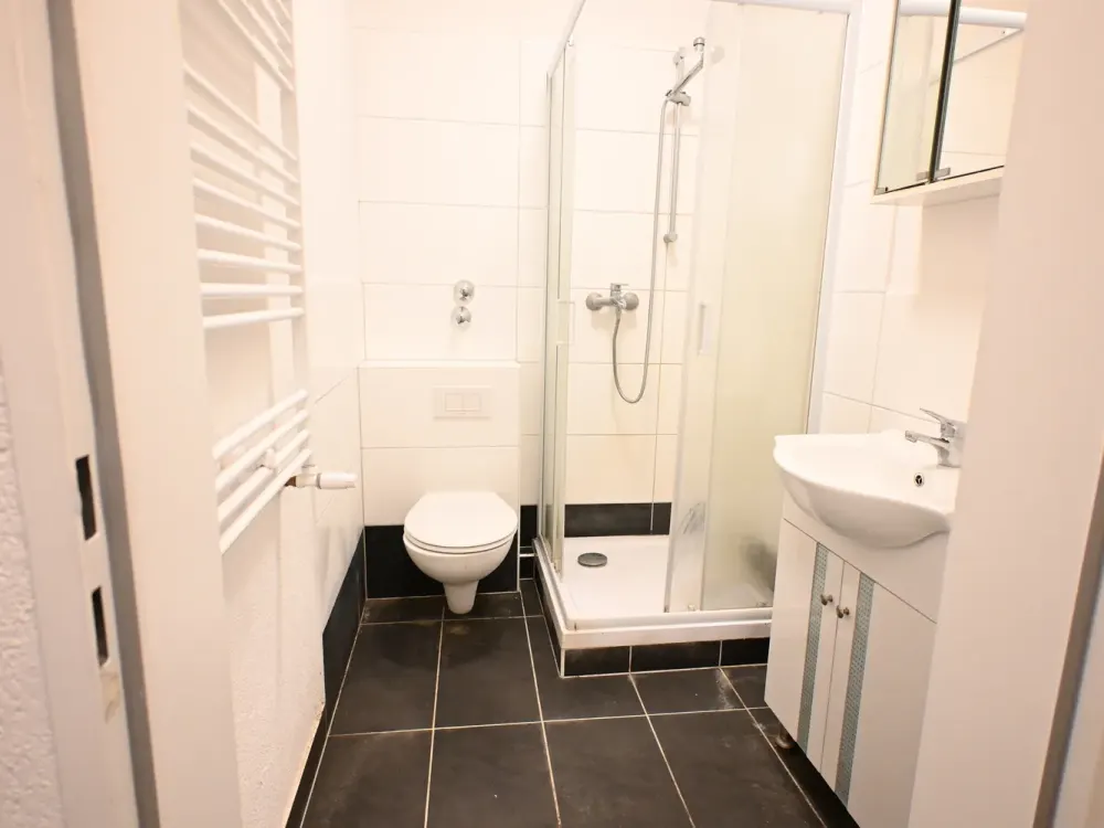 DIREKTE UNI-NÄHE! Renoviertes Appartement in Bochum-Querenburg mit EBK!