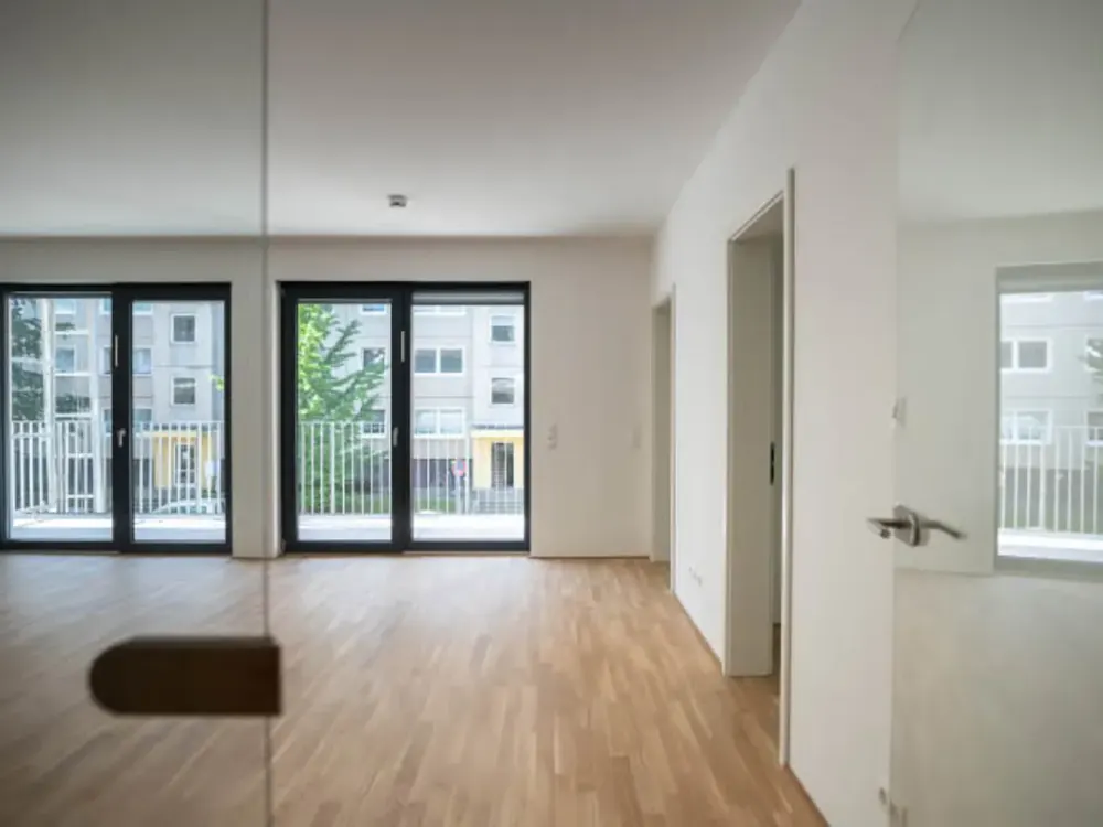 * sonnige 5-Zimmer Familienwohnung mit Terrasse in beliebter Lage *