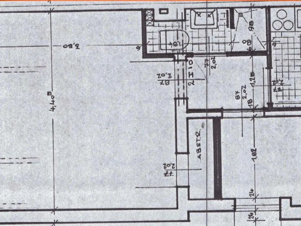 100471 - Frisch sanierte Dachgeschosswohnung in Pinneberg