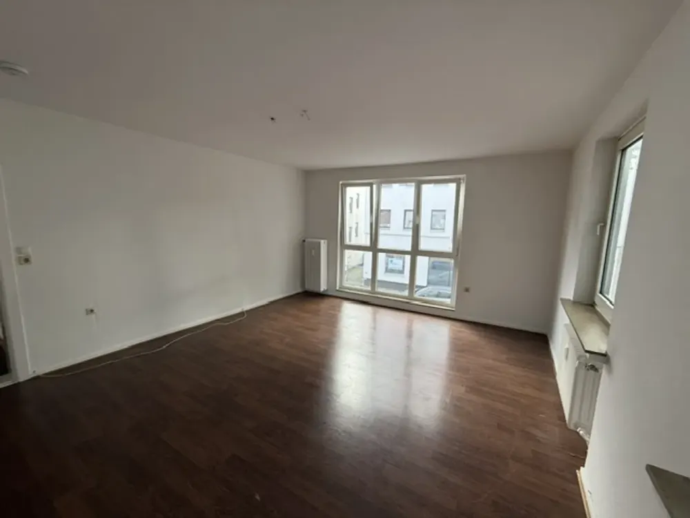 Zentraler Wohnraum in Bremen: Saniertes 4-Zimmer-Apartment