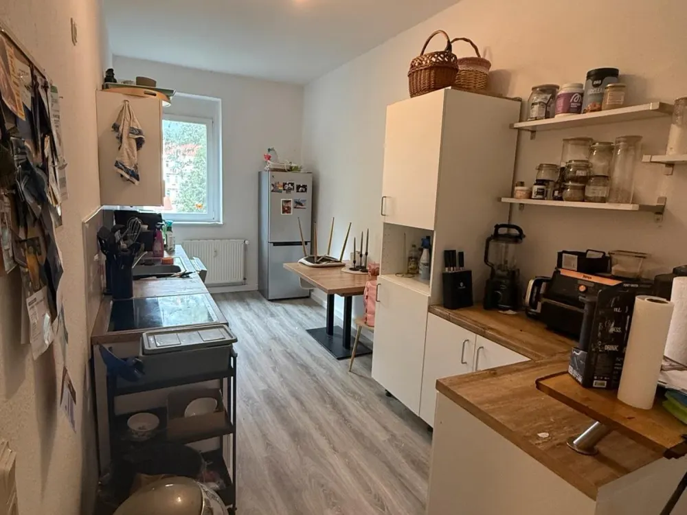 Helle möbilierte 2-Zimmer Wohnung auf Zeit zu vermieten