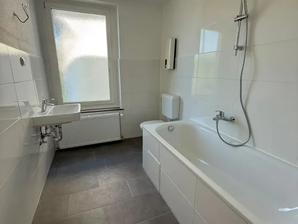 Schöne 4 Zimmer Wohnung mit Charme!