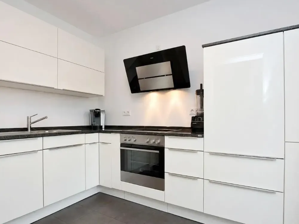 - Wohnen über den Dächern von Stuttgart - 3-Zimmer-Penthouse-Wohnung mit 2 Dachterrassen