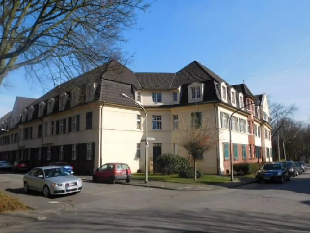 Schöne 3-Zimmerwohnung mit modernisierten Tageslichtbad und Laminat...