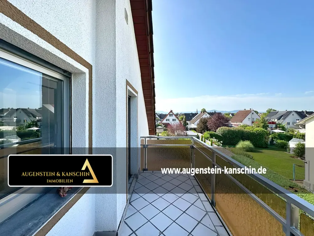 Attraktive 3-Zimmer-Dachgeschosswohnung mit sonnigem Südwest-Balkon