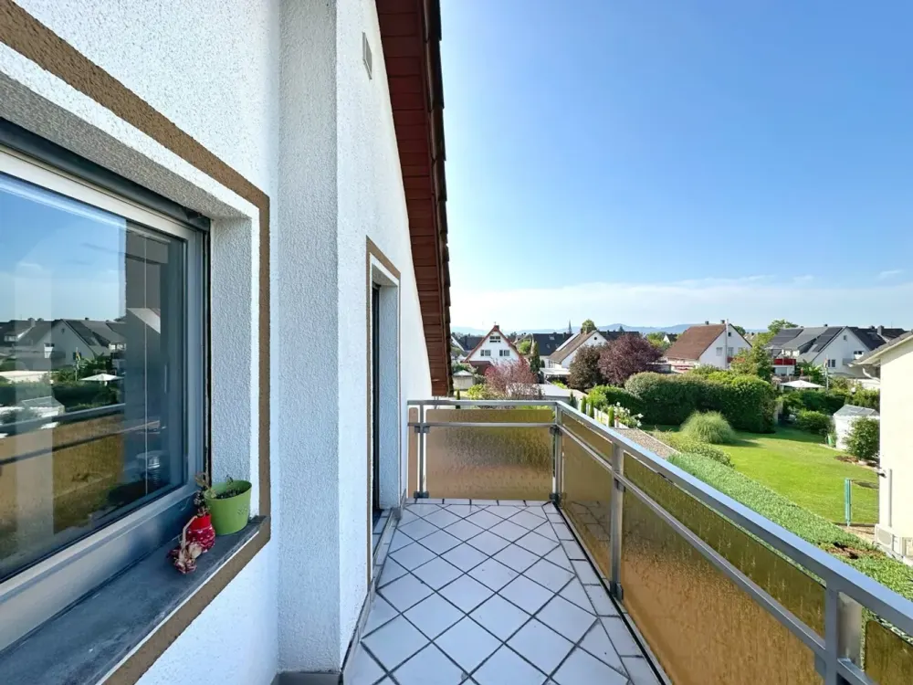 Attraktive 3-Zimmer-Dachgeschosswohnung mit sonnigem Südwest-Balkon