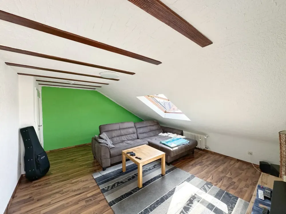 Attraktive 3-Zimmer-Dachgeschosswohnung mit sonnigem Südwest-Balkon