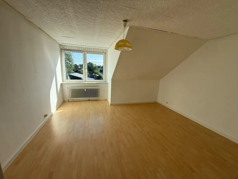 3 Zimmer-Dachgeschosswohnung sucht neuen Mieter