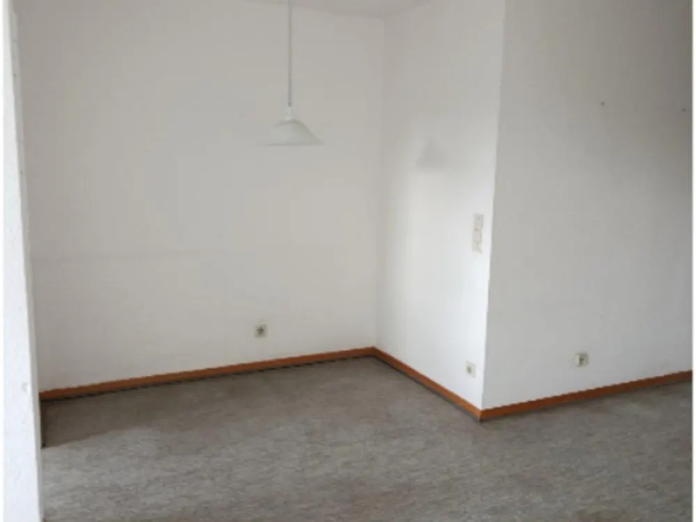 Helle, ruhige 2 ZKB Wohnung in Saarbrücken mit Balkon, Aufzug