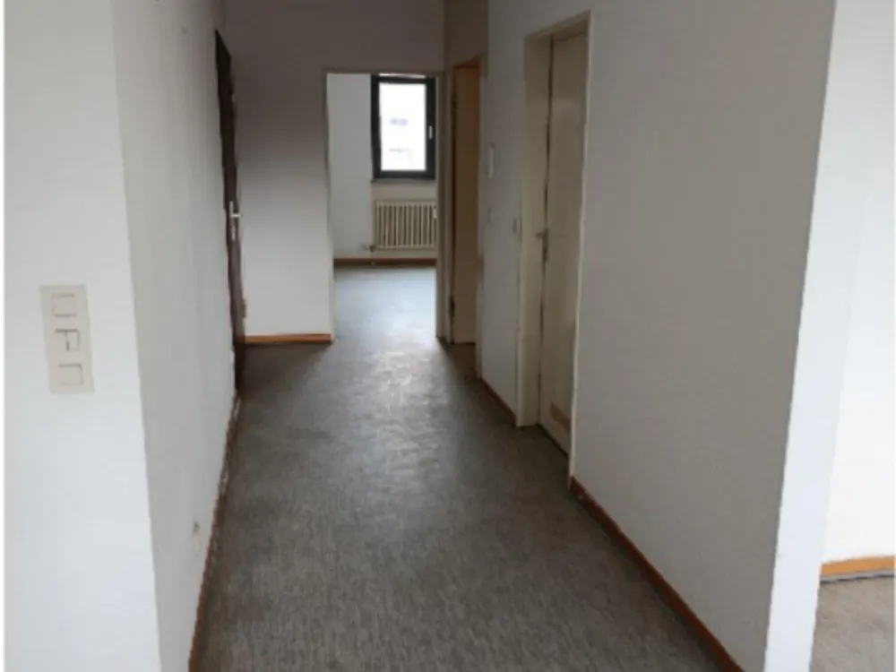 Helle, ruhige 2 ZKB Wohnung in Saarbrücken mit Balkon, Aufzug