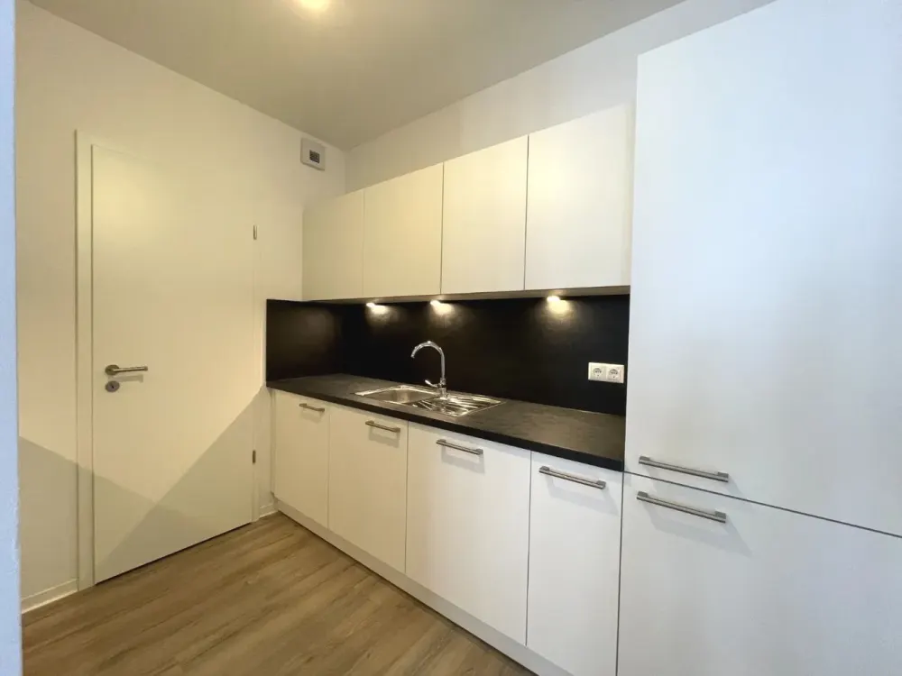 Moderne Neubau 2-Zimmer-Wohnung mit Loggia und Einbauküche in zentraler Lage von Leipzig