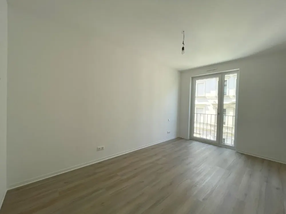 Moderne Neubau 2-Zimmer-Wohnung mit Loggia und Einbauküche in zentraler Lage von Leipzig