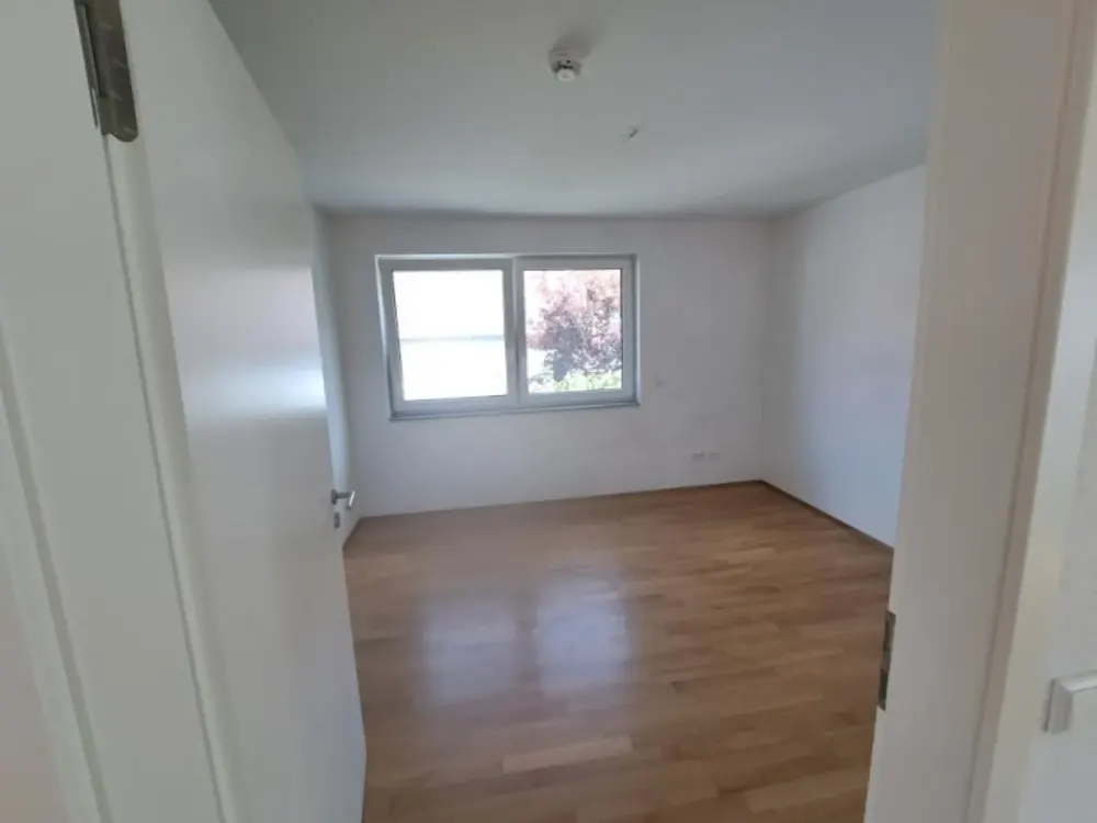 moderne 3-Zimmer-Wohnung in Königsbach-Stein