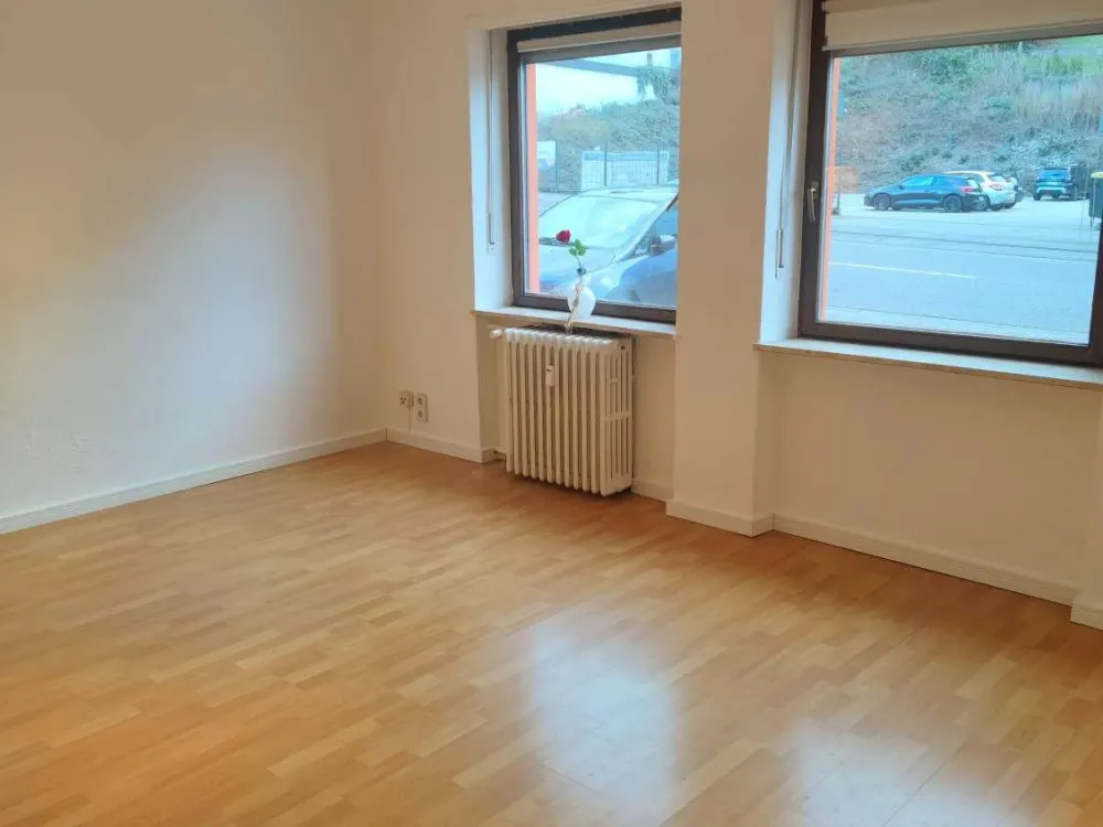 Schöne 3 ZKB Wohnung mit großer Terrasse zentral in Riegelsberg