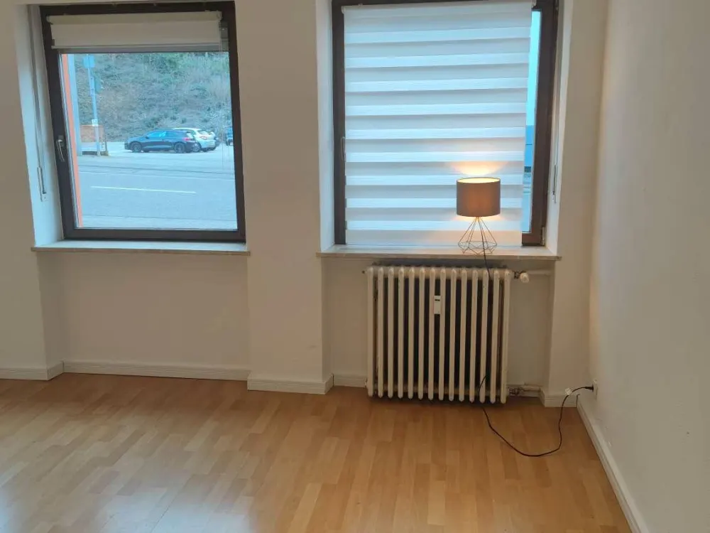 Schöne 3 ZKB Wohnung mit großer Terrasse zentral in Riegelsberg