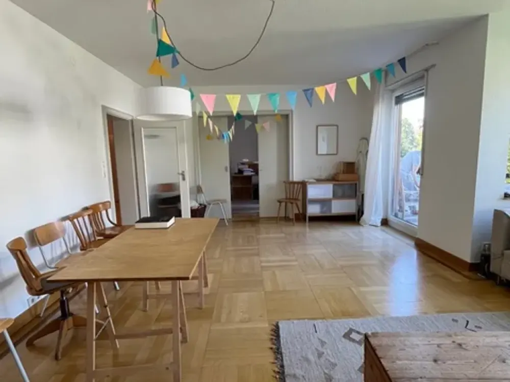 BEFRISTET BIS 31.05.2027: Exklusives Wohnen am Killesberg, 5,5 Zimmer mit großem Balkon
