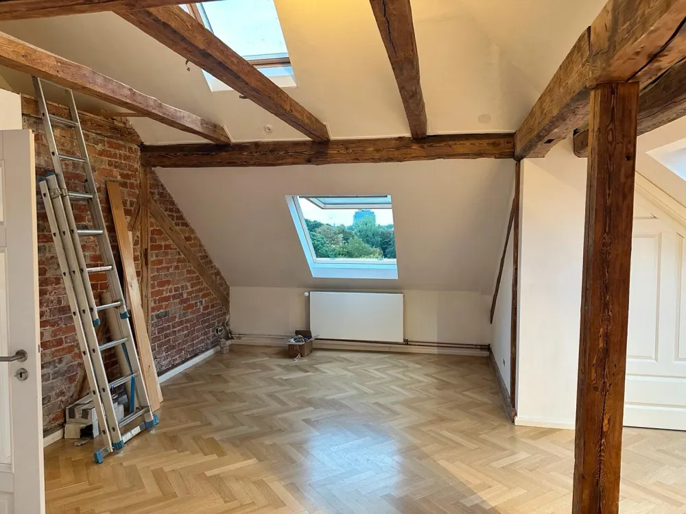 Ab sofort: besondere 3-Zimmer-Dachgeschosswohnung in Linden Nord