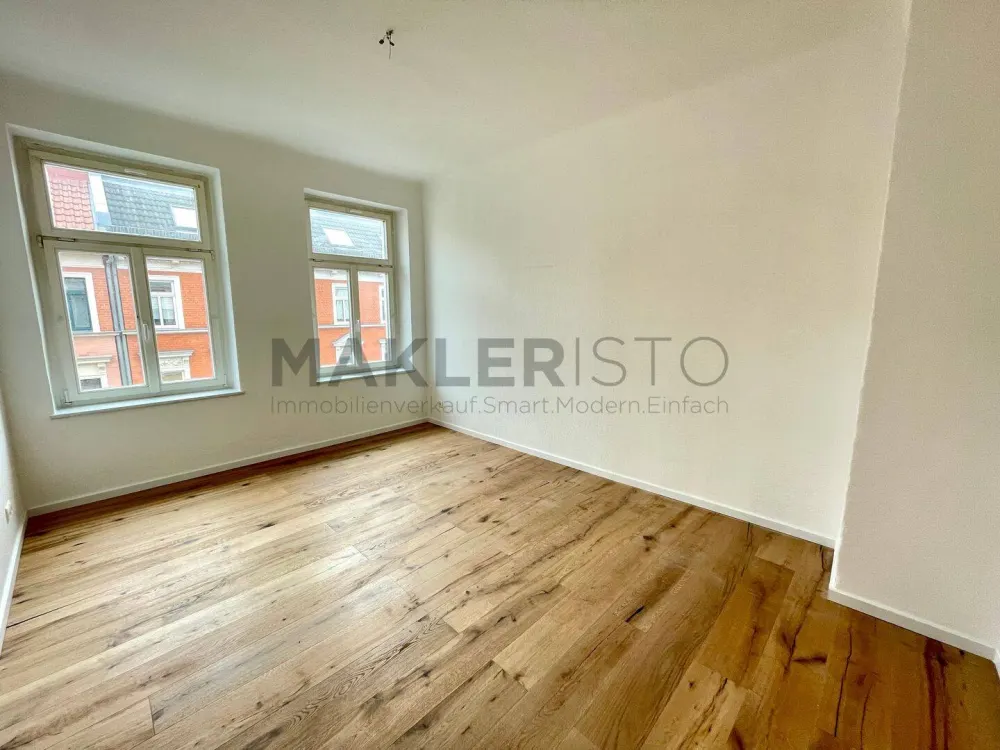 **Lichtdurchfluteter Erstbezug - 2 Zimmer mit Tageslichtbad, offener Wohnküche & Balkon**