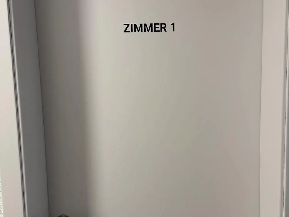 Frisch renovierte 5 Zimmer WG ab sofort Zimmer Nr. 5 frei
