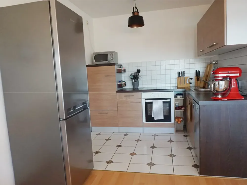 *** sehr schöne großzügige 3-Zimmer-Maisonette-Wohnung in Neufahrn (S1) ***