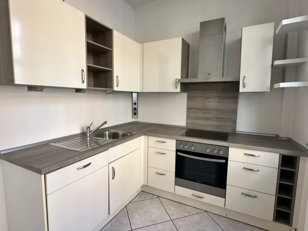 Großzügige Traumwohnung mit Altbaucharme