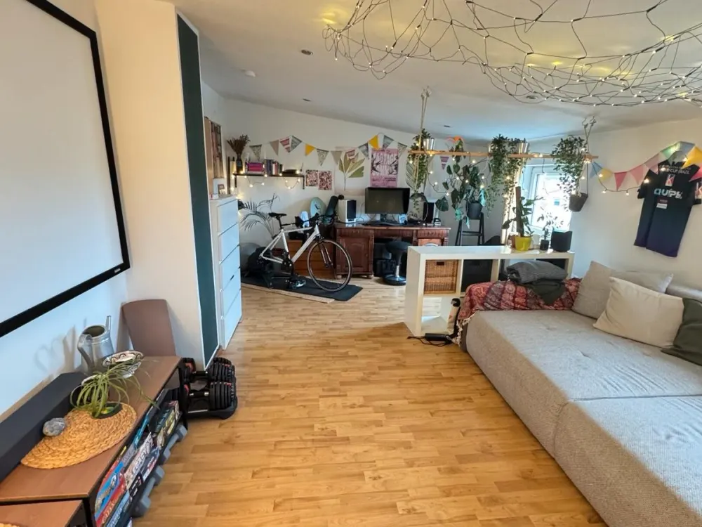 Traumhafte 2-Zimmer-Dachgeschosswohnung in Gehlsdorf