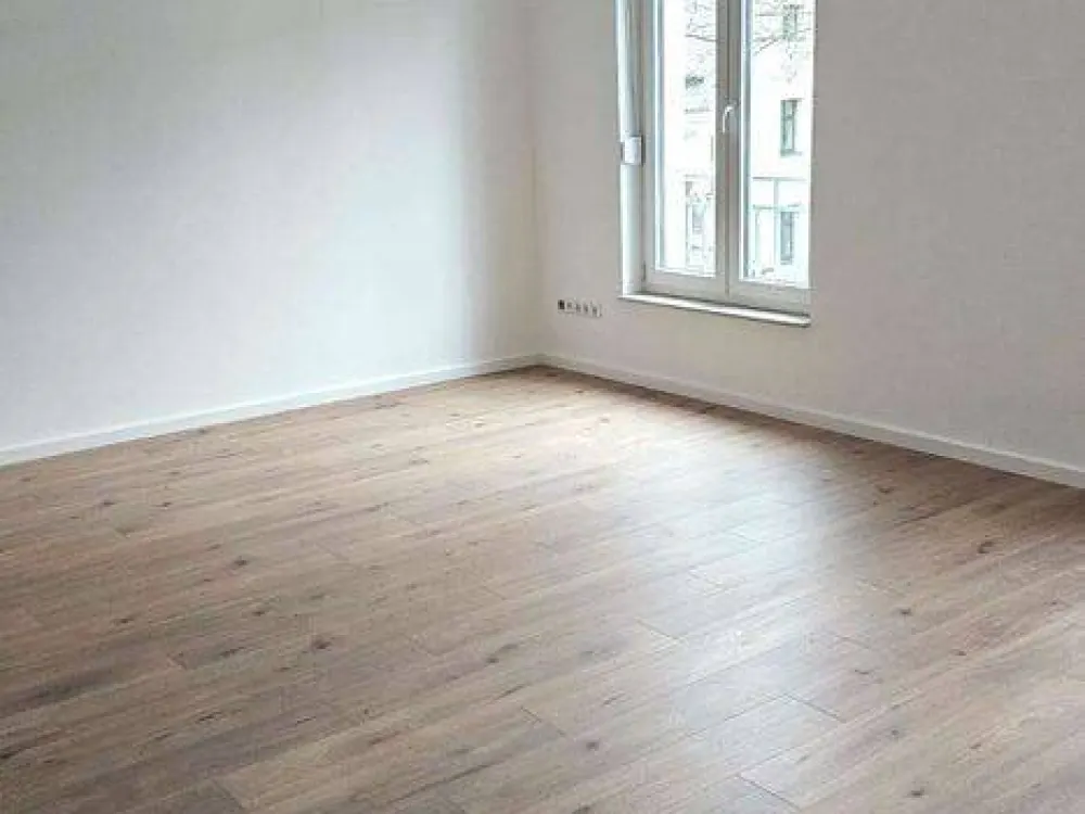 ++++TRAUMWOHNUNG+3 RAUM MIT BALKON+BAD M. BADEWANNE+FBH+LIFT++UVM.+++