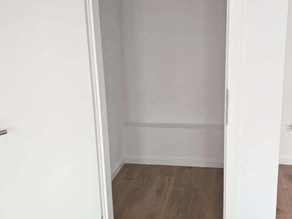 ++++TRAUMWOHNUNG+3 RAUM MIT BALKON+BAD M. BADEWANNE+FBH+LIFT++UVM.+++