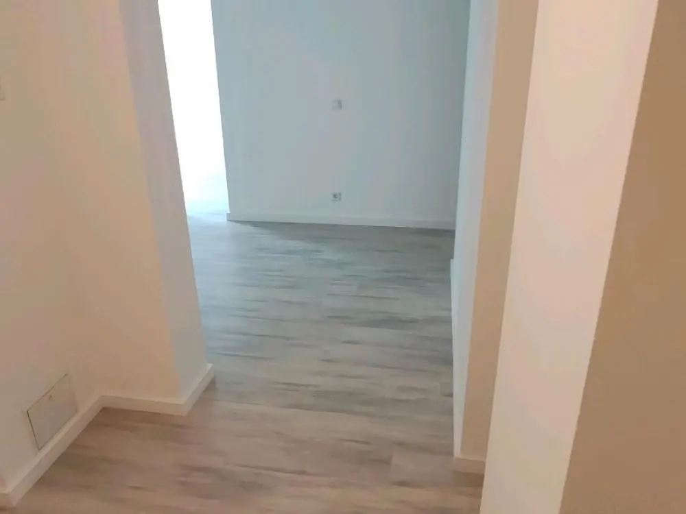 Exklusive 3-Zimmer-Wohnung mit EBK und 2 Balkone