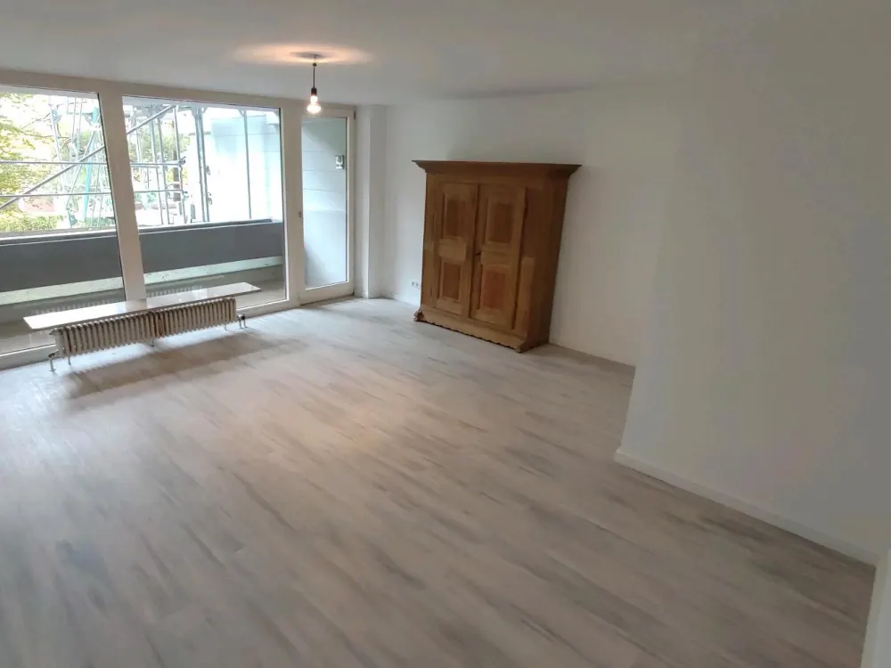 Exklusive 3-Zimmer-Wohnung mit EBK und 2 Balkone