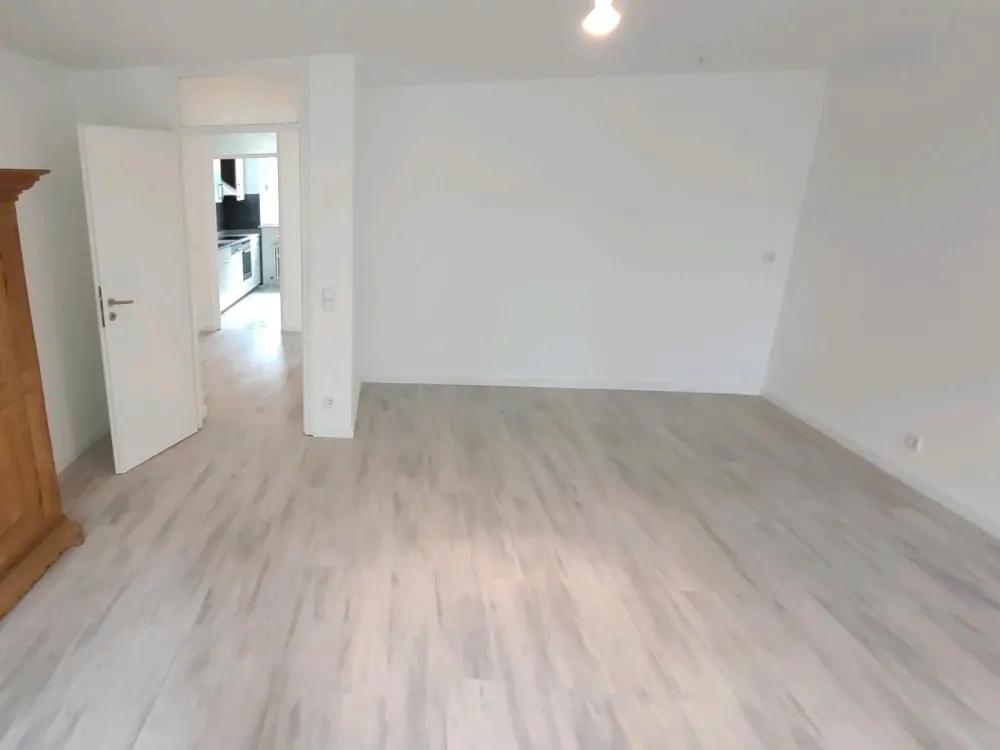 Exklusive 3-Zimmer-Wohnung mit EBK und 2 Balkone