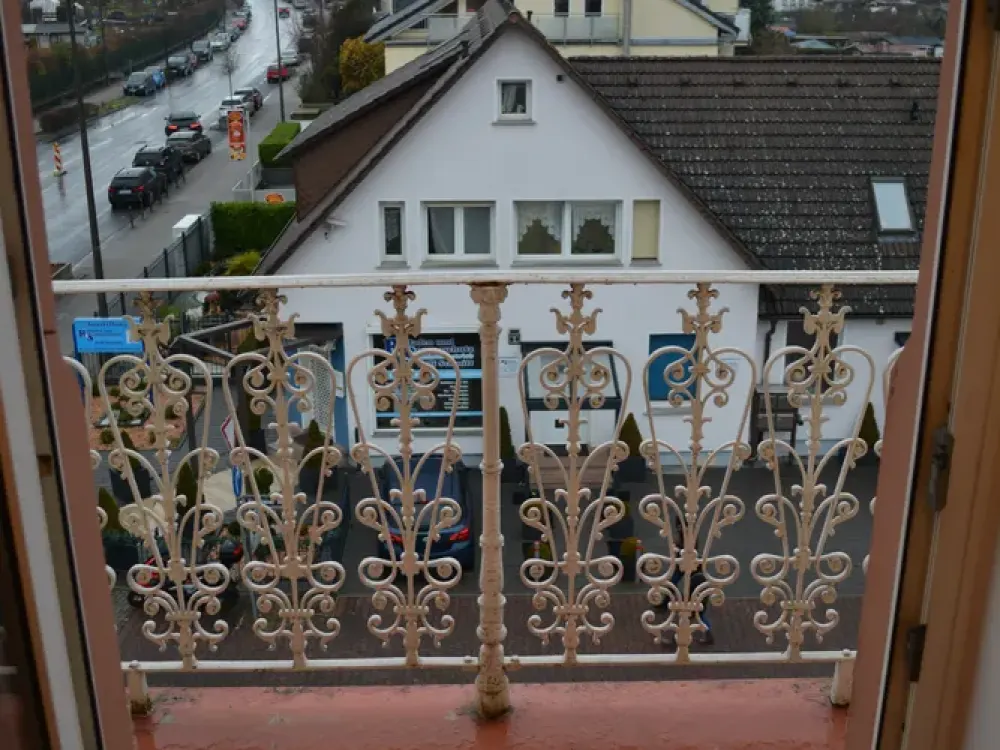 Renovierte 2-Zimmer-Wohnung mit Balkon in Bad Homburg