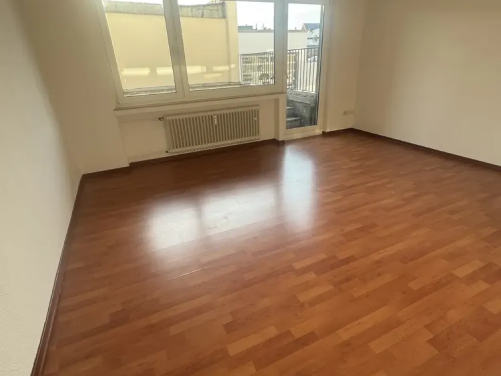Bright Studio Apartment with Spacious Terrace