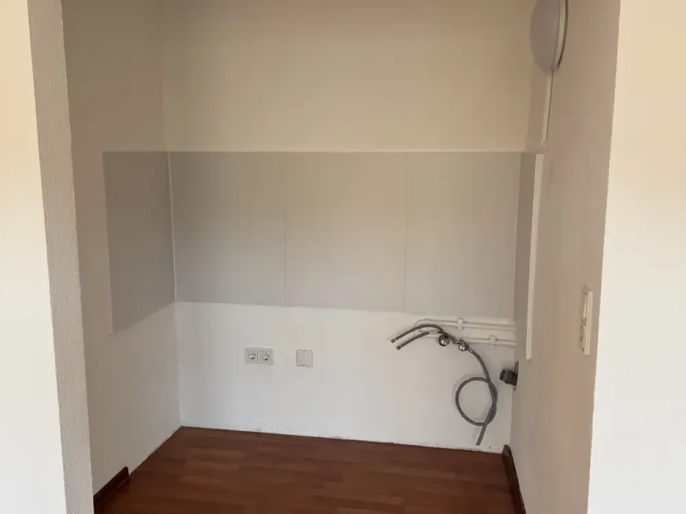 Bright Studio Apartment with Spacious Terrace