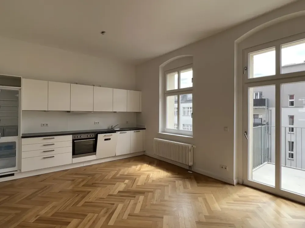 Traumhafter Stuckaltbau, saniert.