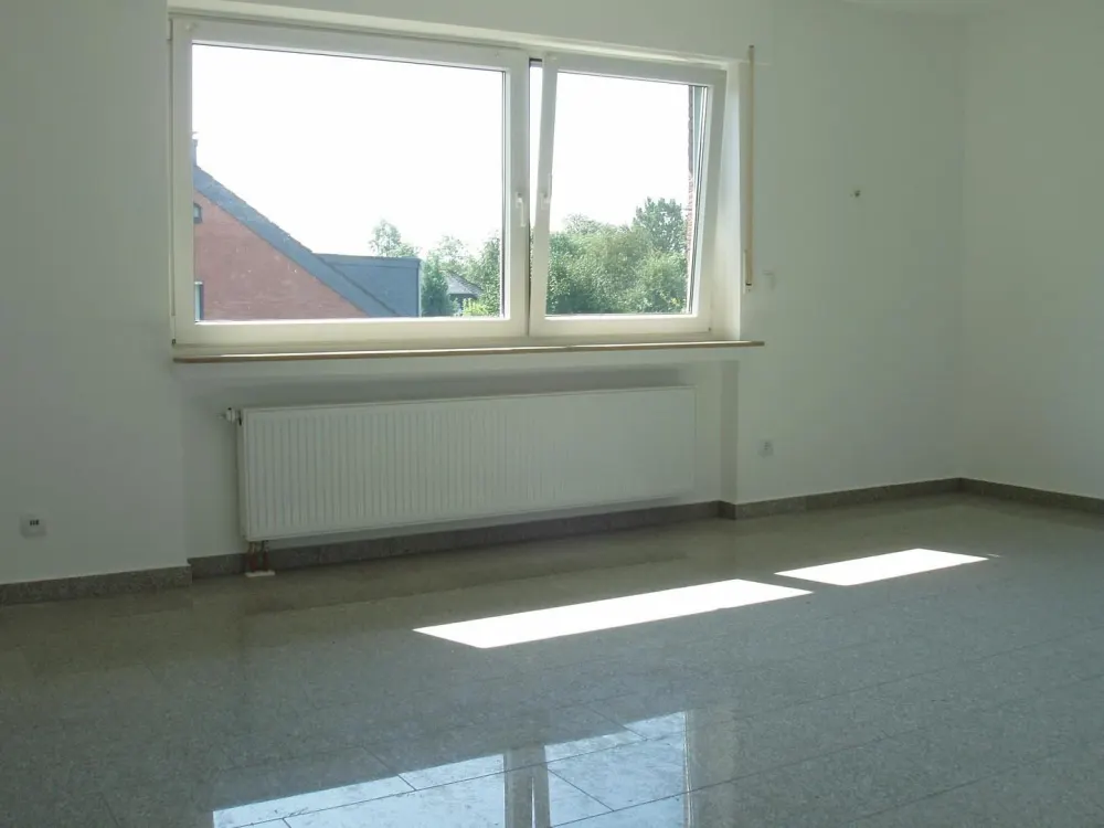 *Helles Apartment in ruhiger Sackgassenlage*