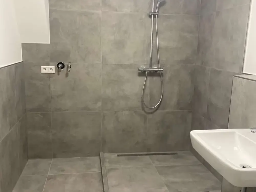 Kernsanierte 2-Zimmer-Erdgeschosswohnung in Schlossnähe von Willich-Neersen!