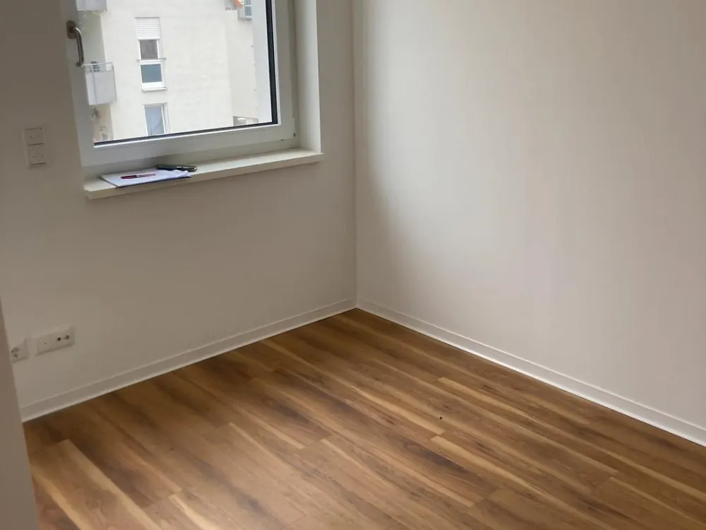 schicke 1 ZKB Wohnung mit Balkon, Desingfussboden, Fußbodenheizung- Senioren willkommen!