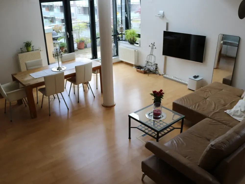 3 Zimmer Wohnung teilmöbliert in Frankfurt - Bockenheim